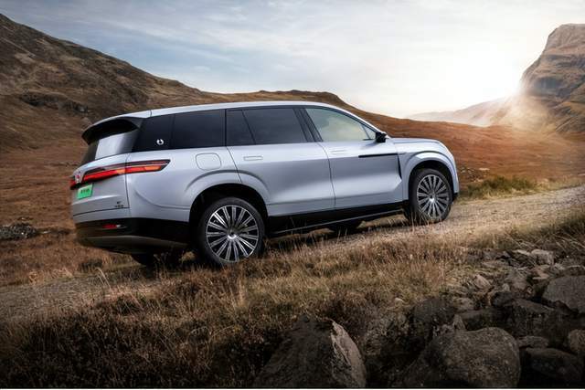 池」放大招！杀入中大型 SUV 市场3898 万起！腾势 N9 「技术鱼(图12)